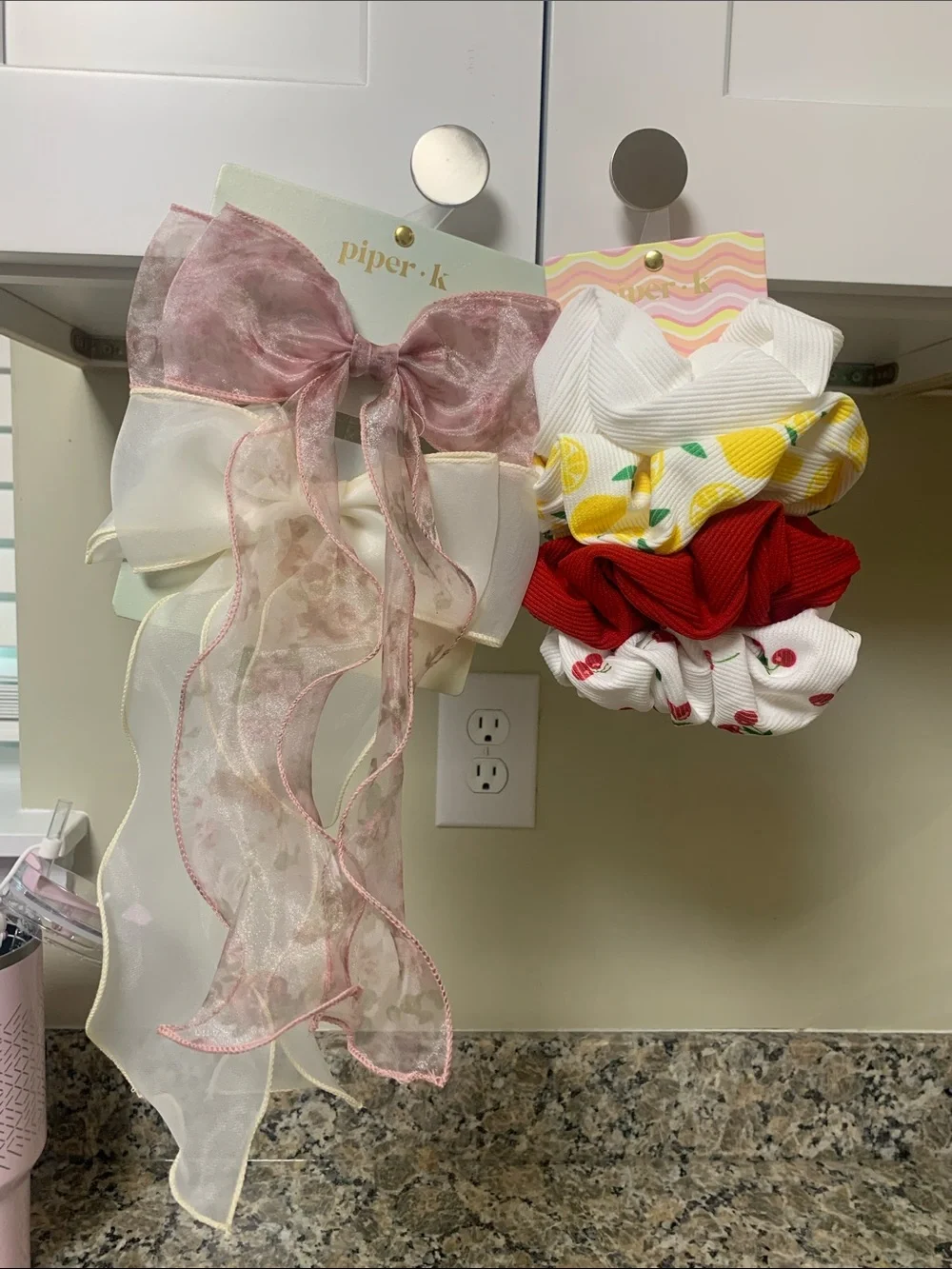 Piper K scrunchie set & Bow set